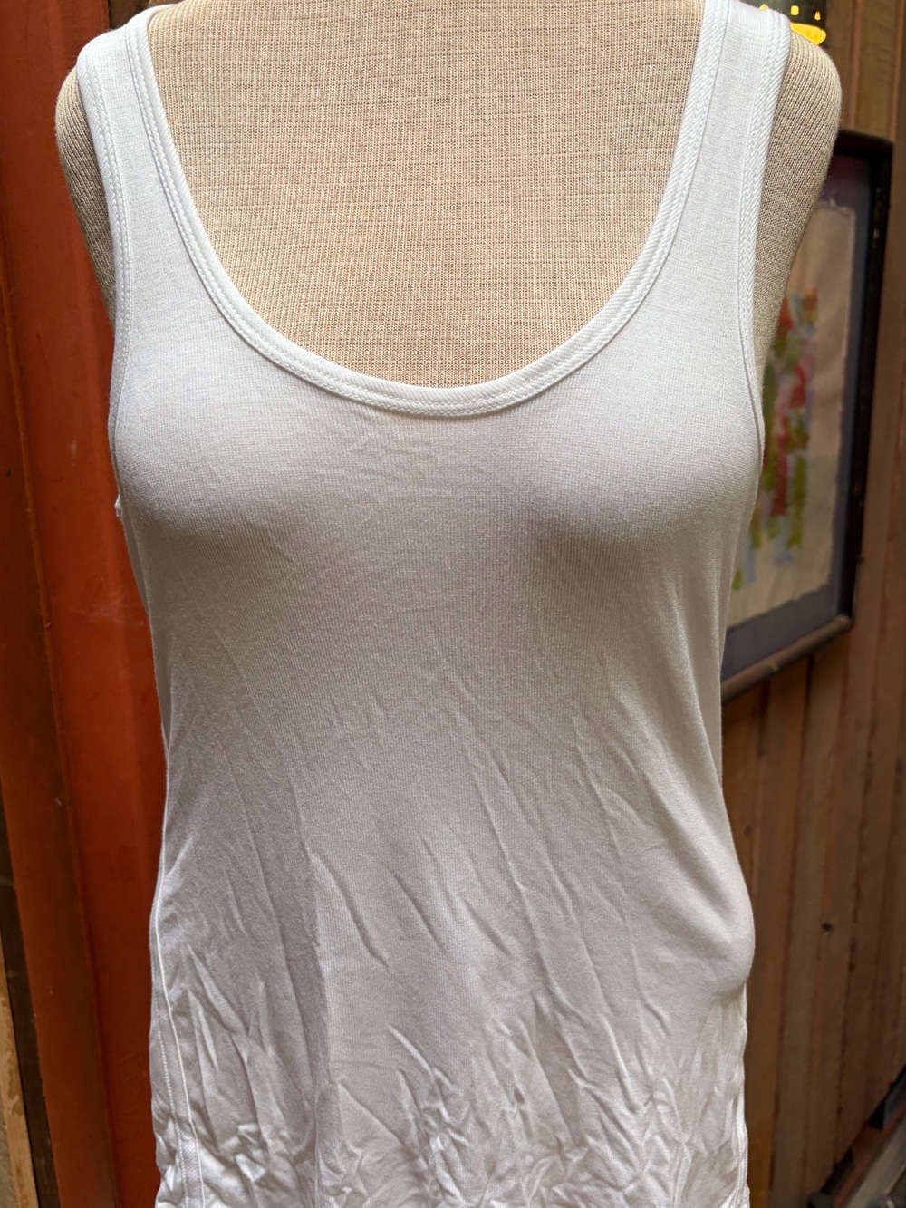 New with tags! Gorgeous white tank top, from Twenty Tees!!!